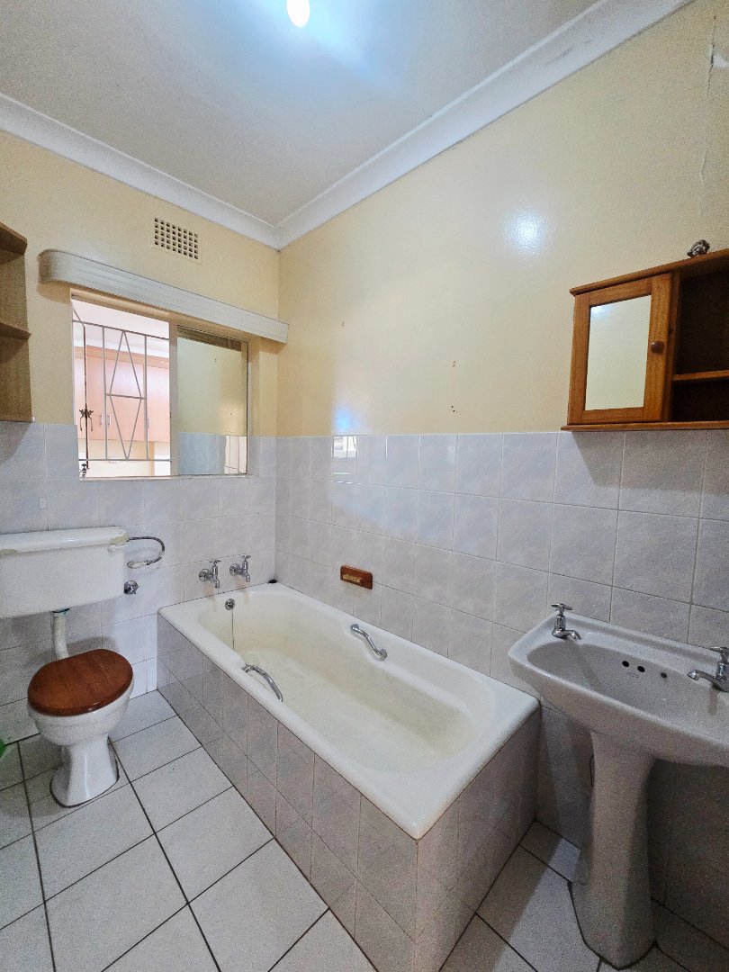 4 Bedroom Property for Sale in La Hoff North West